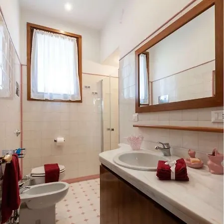 Esclusivo Appartamento- 6 Persone In Liberty