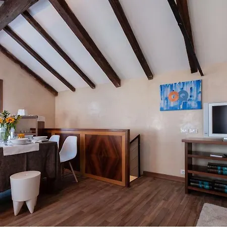 Apartman Esclusivo Appartamento- 6 Persone In Liberty *