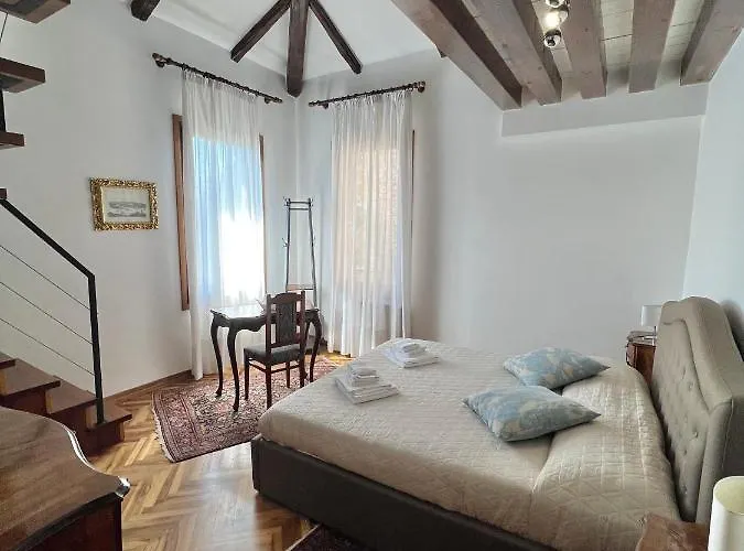Apartman Esclusivo Appartamento- 6 Persone In Liberty *