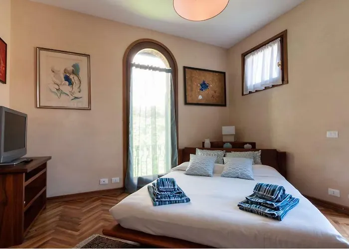 Esclusivo Appartamento- 6 Persone In Liberty Apartman *