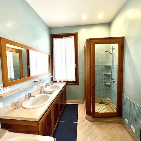 Appartement Esclusivo Appartamento- 6 Persone In Liberty Venetië-Lido