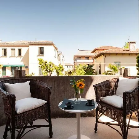 Esclusivo Appartamento- 6 Persone In Liberty Appartement Venetië-Lido