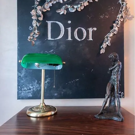 Esclusivo Appartamento- 6 Persone In Liberty Appartement *